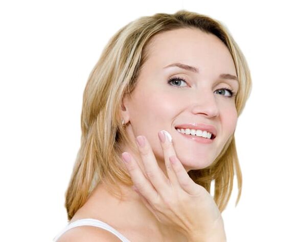 How to properly apply anti-aging cream Yenki Derm